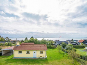 Peaceful Holiday Home in R nde Located on a Natural Plot, Rønde